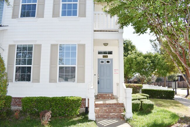 Foto del edificio - 6236 Sherbert Dr