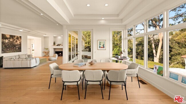 Foto del edificio - 282 Bentley Cir