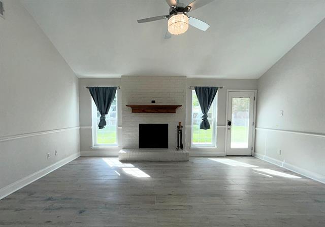 Foto del edificio - 204 Windcrest Dr