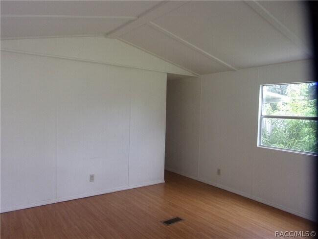 Building Photo - 5185 E Old Stump Ct