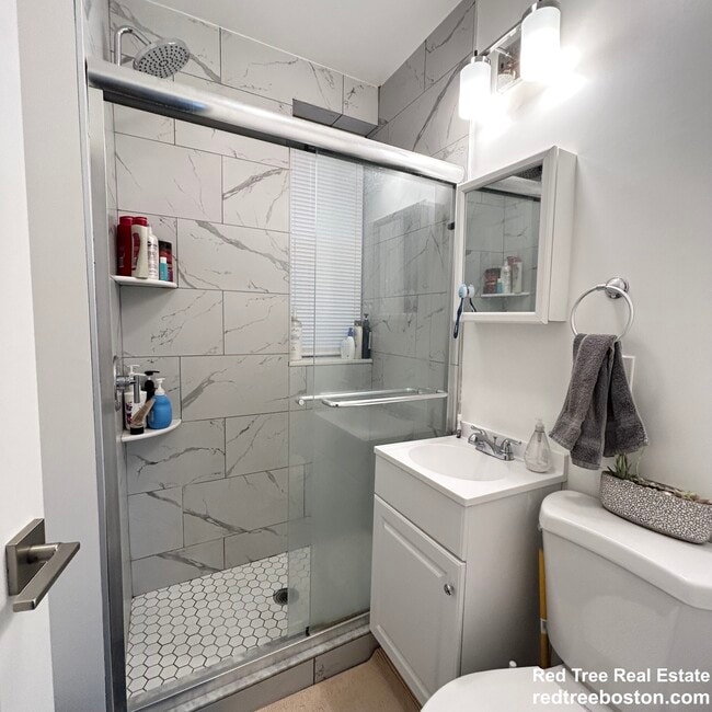 Foto del edificio - 81 Park Dr