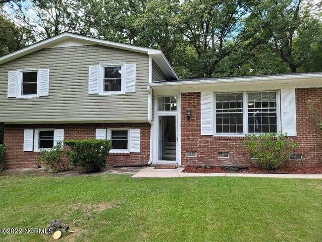 Foto del edificio - 102 Boyd Ln