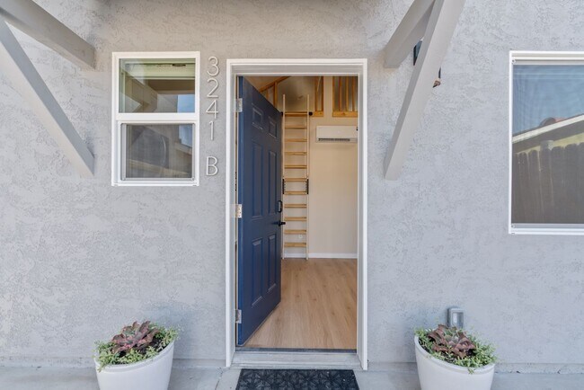 Foto del edificio - 3241 Park Ln