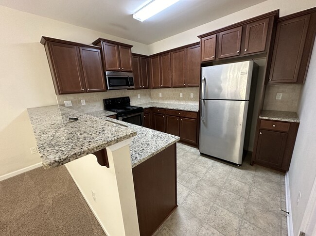 Foto del edificio - 288 Parc View Ln