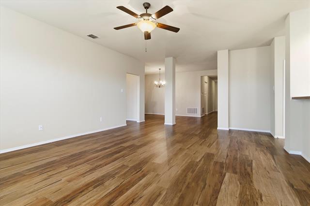 Building Photo - 148 Briar Grove Dr