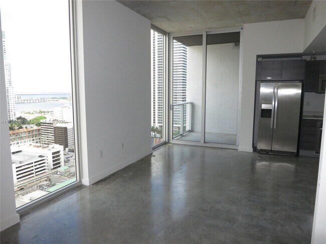 Foto del edificio - 151 SE 1st St