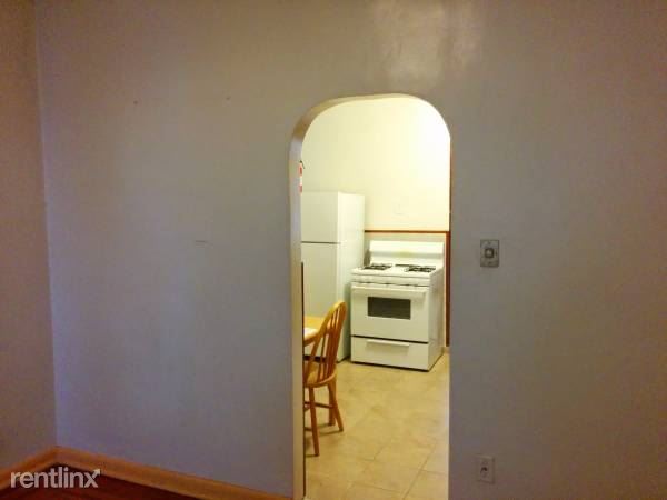 Building Photo - 2218 42nd St