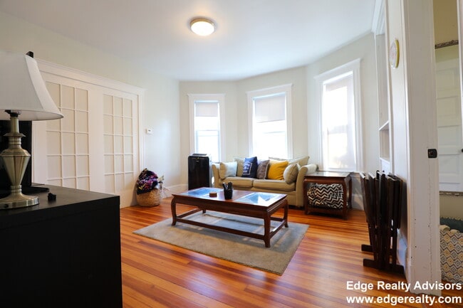 Photo - 39 Foster St Apartment