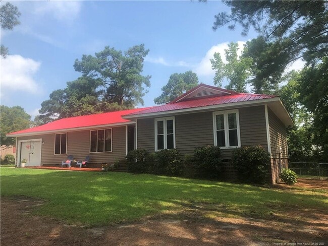 Building Photo - 722 Southview Cir