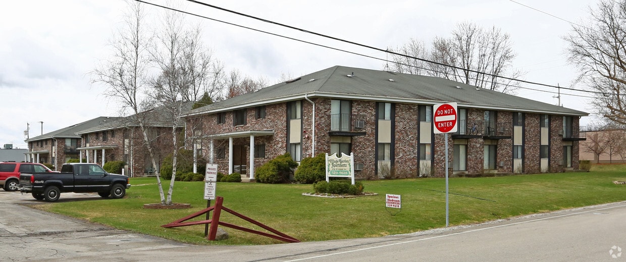 Primary Photo - Village Gardens Apartments