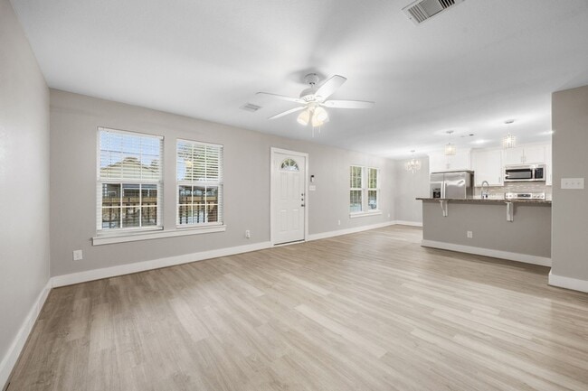 Building Photo - 6710 Mcwilliams Dr