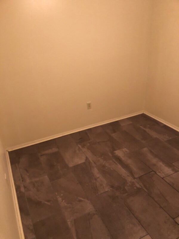 Building Photo - 116 Meadow Wood Dr