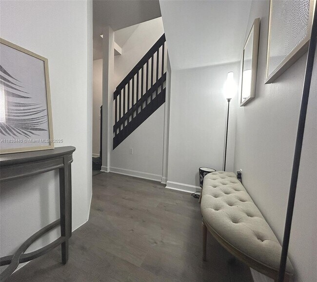 Foto del edificio - 2142 Van Buren St