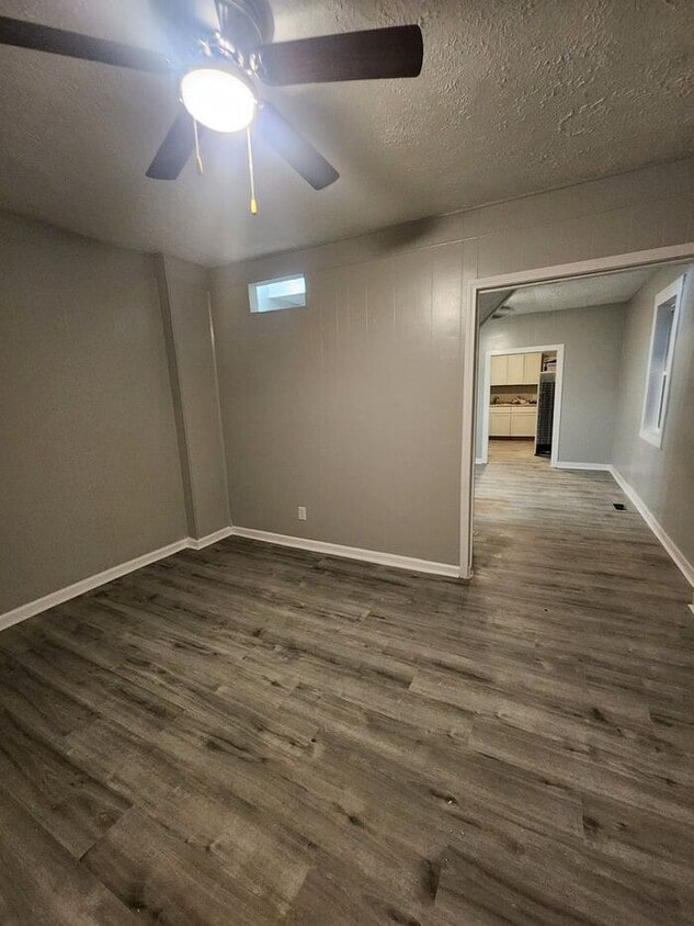 Eastside Two Bedroom Near 10th and Sherman House Rental in