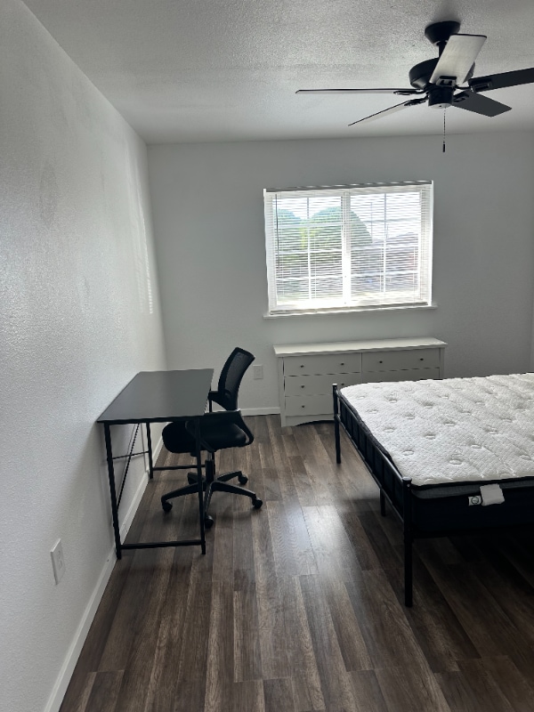 Building Photo - 1705 NW 48th St