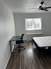 Building Photo - 1705 NW 48th St