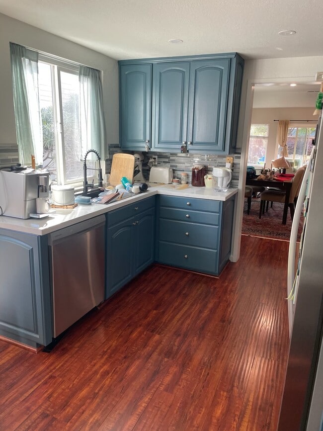 Foto del edificio - 127 Shepardson Ln