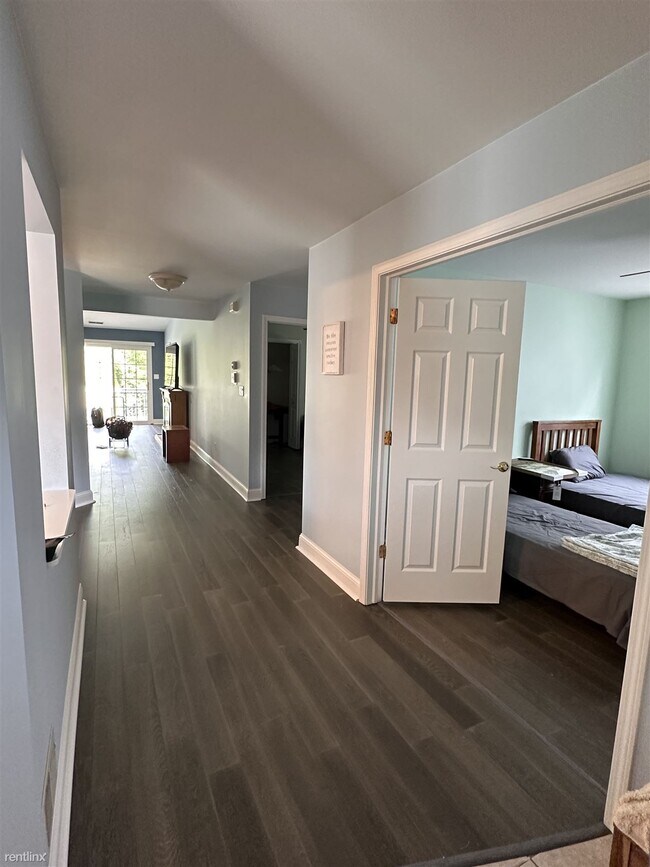 Foto del edificio - 3 br, 2 bath Townhome - 2939 Freedom Circle