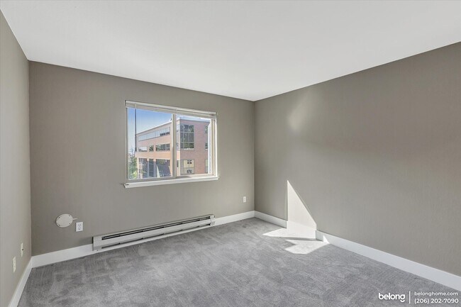 Foto del edificio - 275 W Roy St