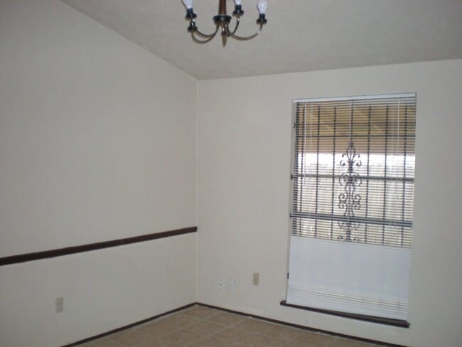 Building Photo - 15803 Samoa Way