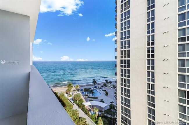 Building Photo - 4250 Galt Ocean Dr