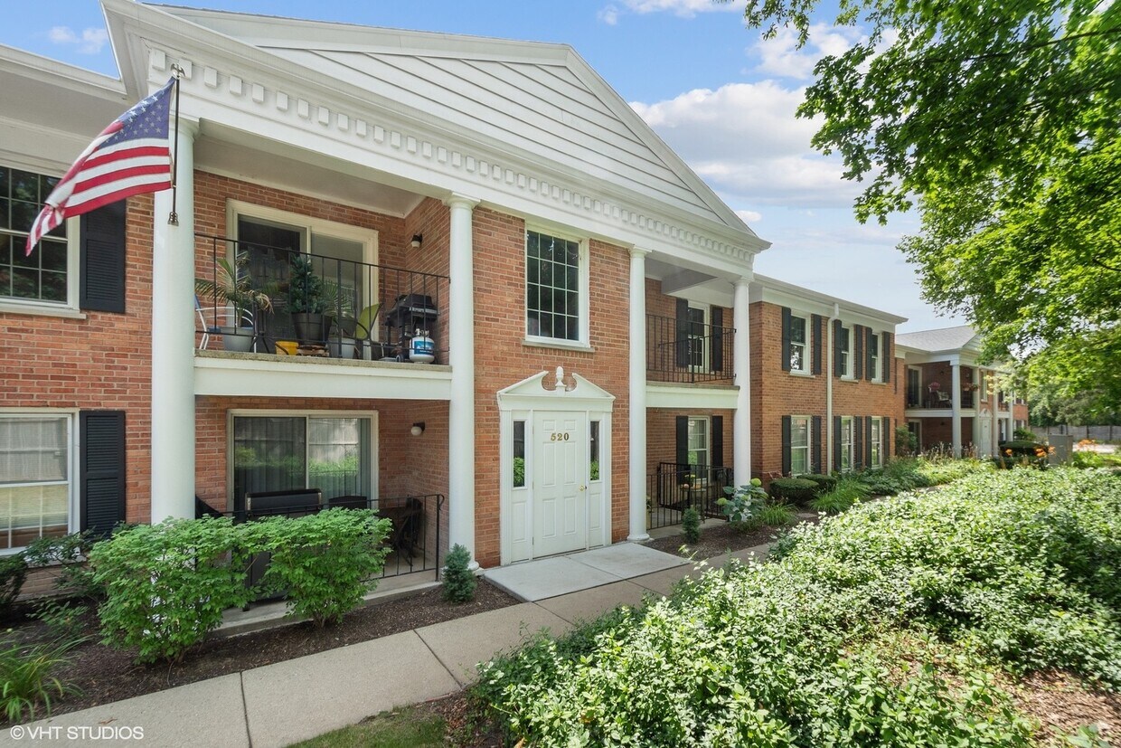 Foto principal - 520 Shorely Dr