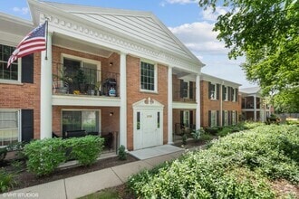 Building Photo - 520 Shorely Dr