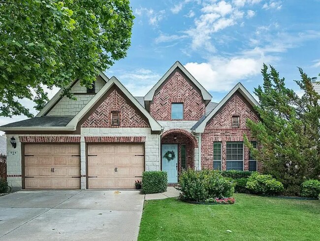 Foto del edificio - 526 Collins Ln