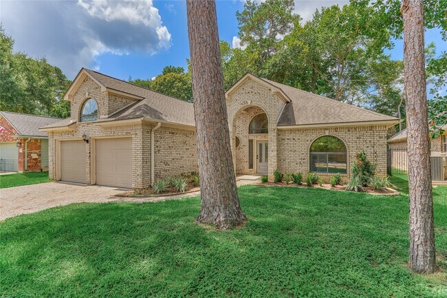 Building Photo - 13707 Fountainview Dr