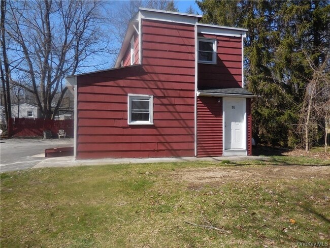Building Photo - 14 Maurice Ln