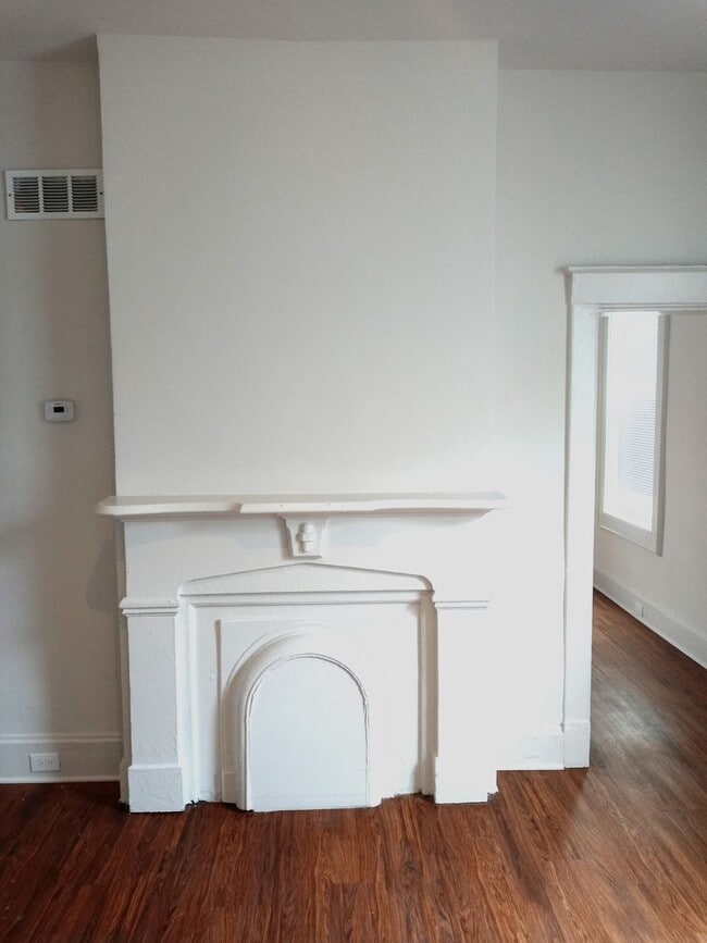 Building Photo - 814 Madison Ave