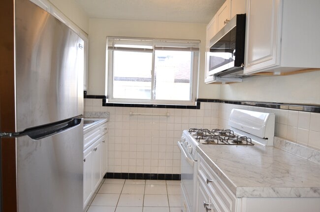 Foto del edificio - 2532 Williams Ave