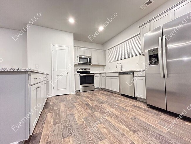 Building Photo - 3151 Meadowstone Ln SW