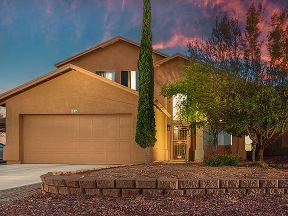 Foto principal - 8844 E Meadow Spring Pl