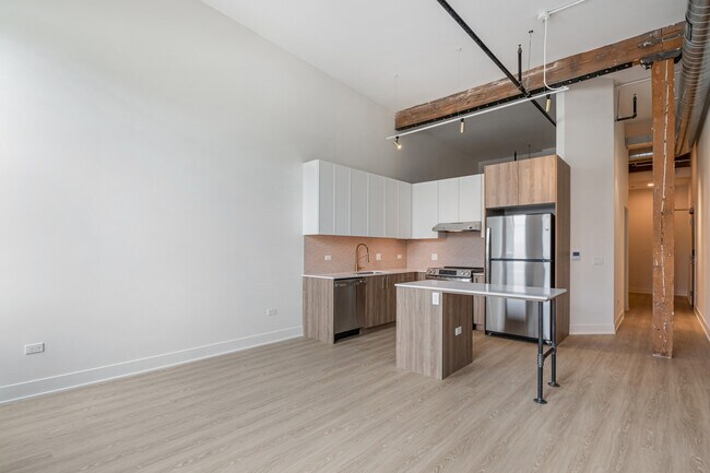 Foto del edificio - 1040 W Huron St