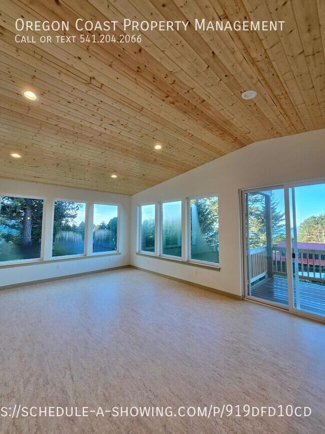 Foto del edificio - 471 Overlook Dr