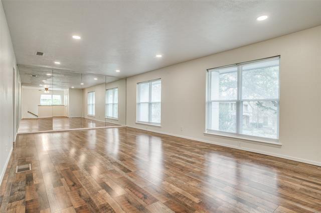 Foto del edificio - 3452 Asbury St