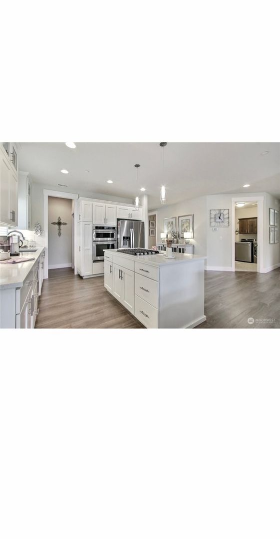 Foto del edificio - 8215 205th Ave E