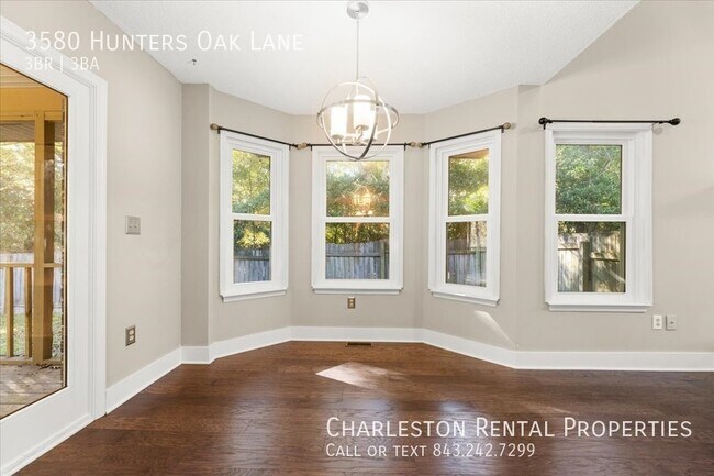 Foto del edificio - 3580 Hunters Oak Ln