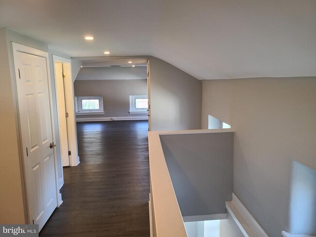 Building Photo - 507 Germantown Pike