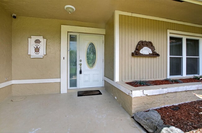 Building Photo - 10305 Crosswind Rd