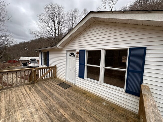 Building Photo - 303 Baldwin Gap Rd