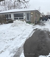 Building Photo - 33 Archdekin Dr