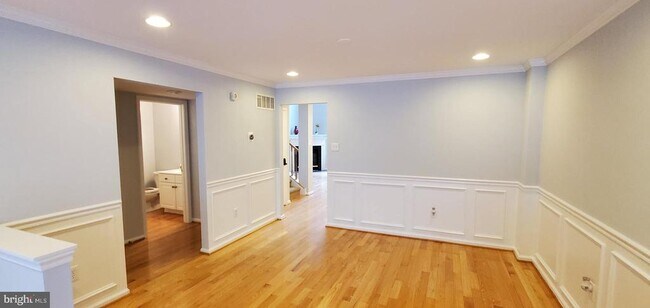 Building Photo - 61 Sunrise Ct