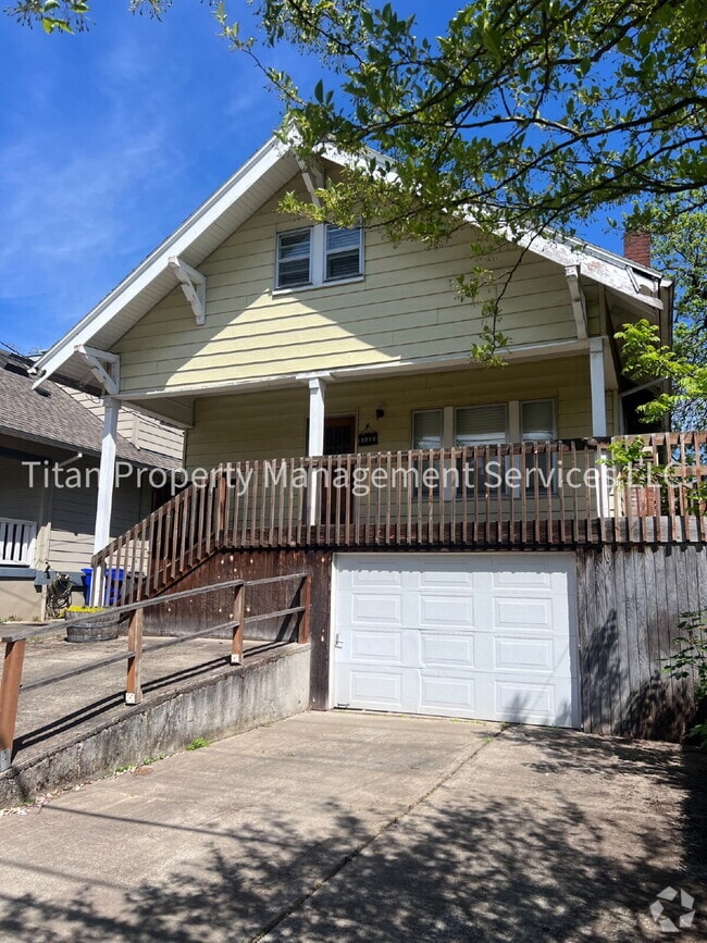 Building Photo - 1914 SE 45th Ave