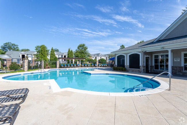 Piscina - MAA Cornelius