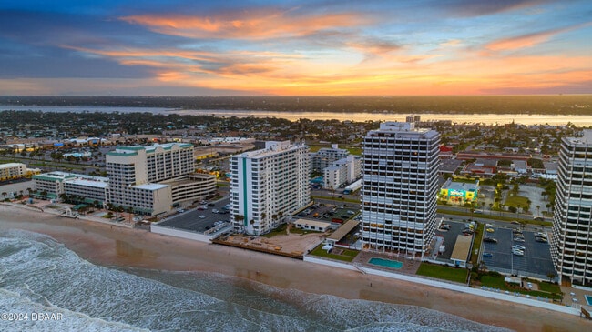 Foto del edificio - 2828 N Atlantic Ave