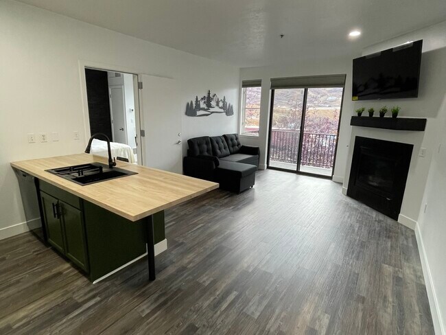 Foto del edificio - 1364 W Stillwater Dr