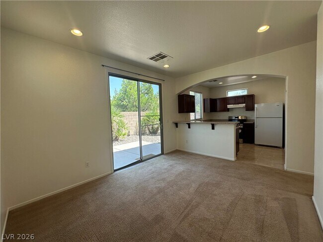 Building Photo - 4992 Villa Altamura St
