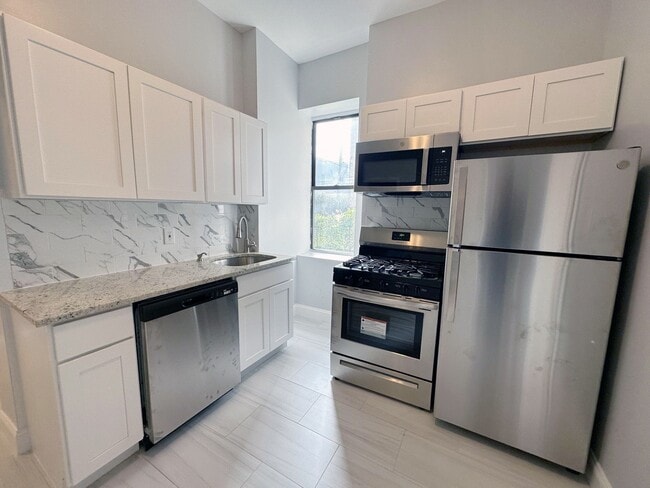 Building Photo - 3604 - Park Avenue Palisades